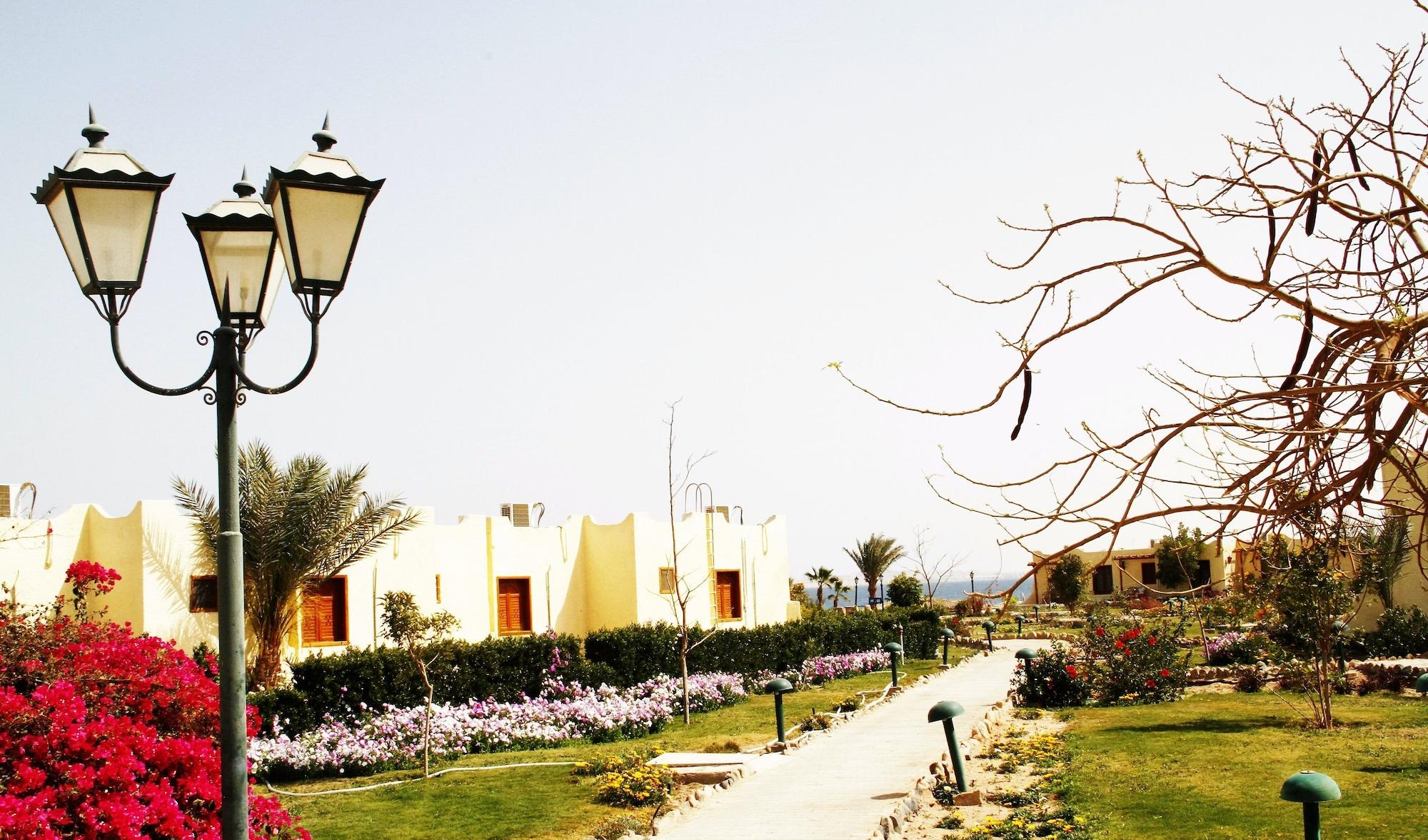 Magawish Swiss Inn Resort Hurghada Exterior foto