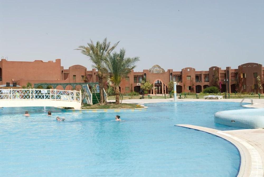 Magawish Swiss Inn Resort Hurghada Exterior foto