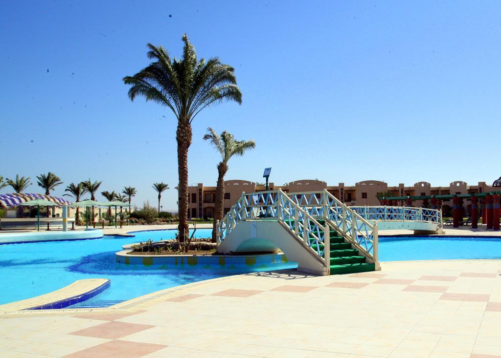 Magawish Swiss Inn Resort Hurghada Exterior foto