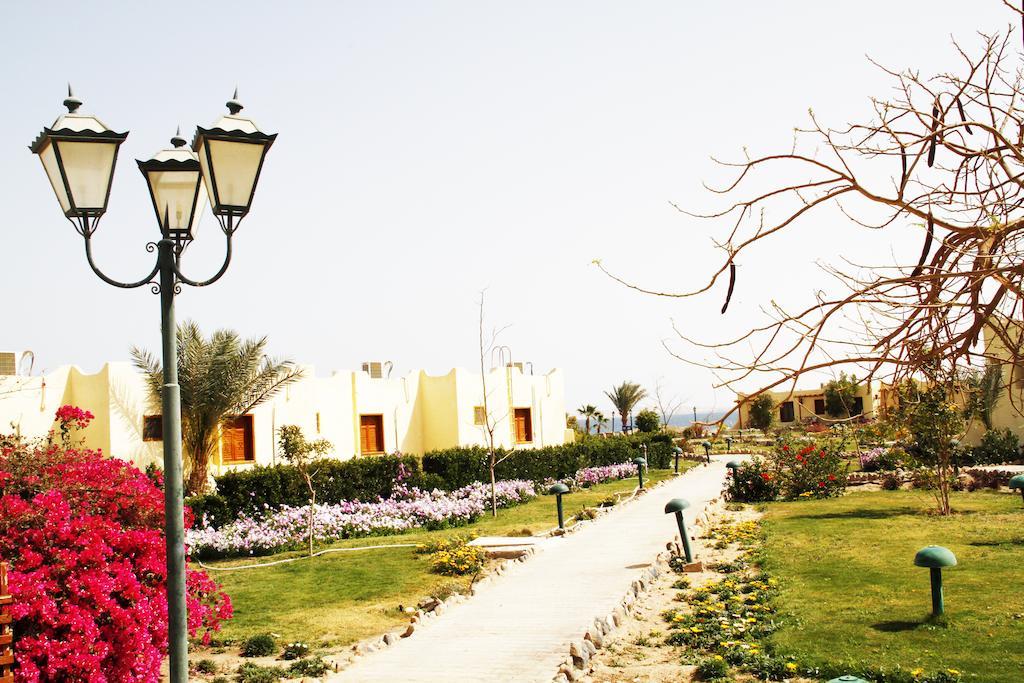 Magawish Swiss Inn Resort Hurghada Exterior foto